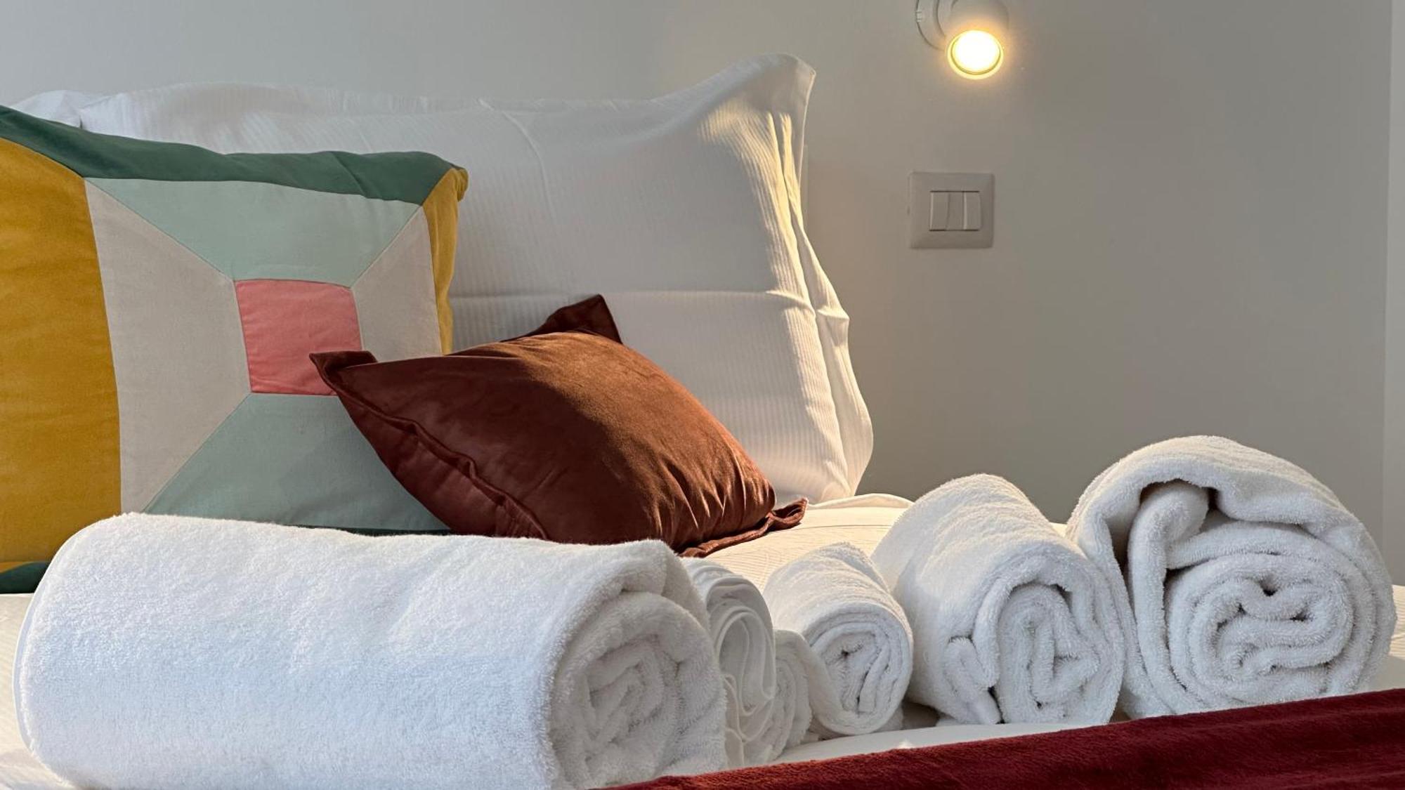 Caseospitali - Casa Navigli Watt, Vicino Al Naviglio, Originale E Luminoso Bilocale Per 4 Con Tutti I Comfort Milano Esterno foto